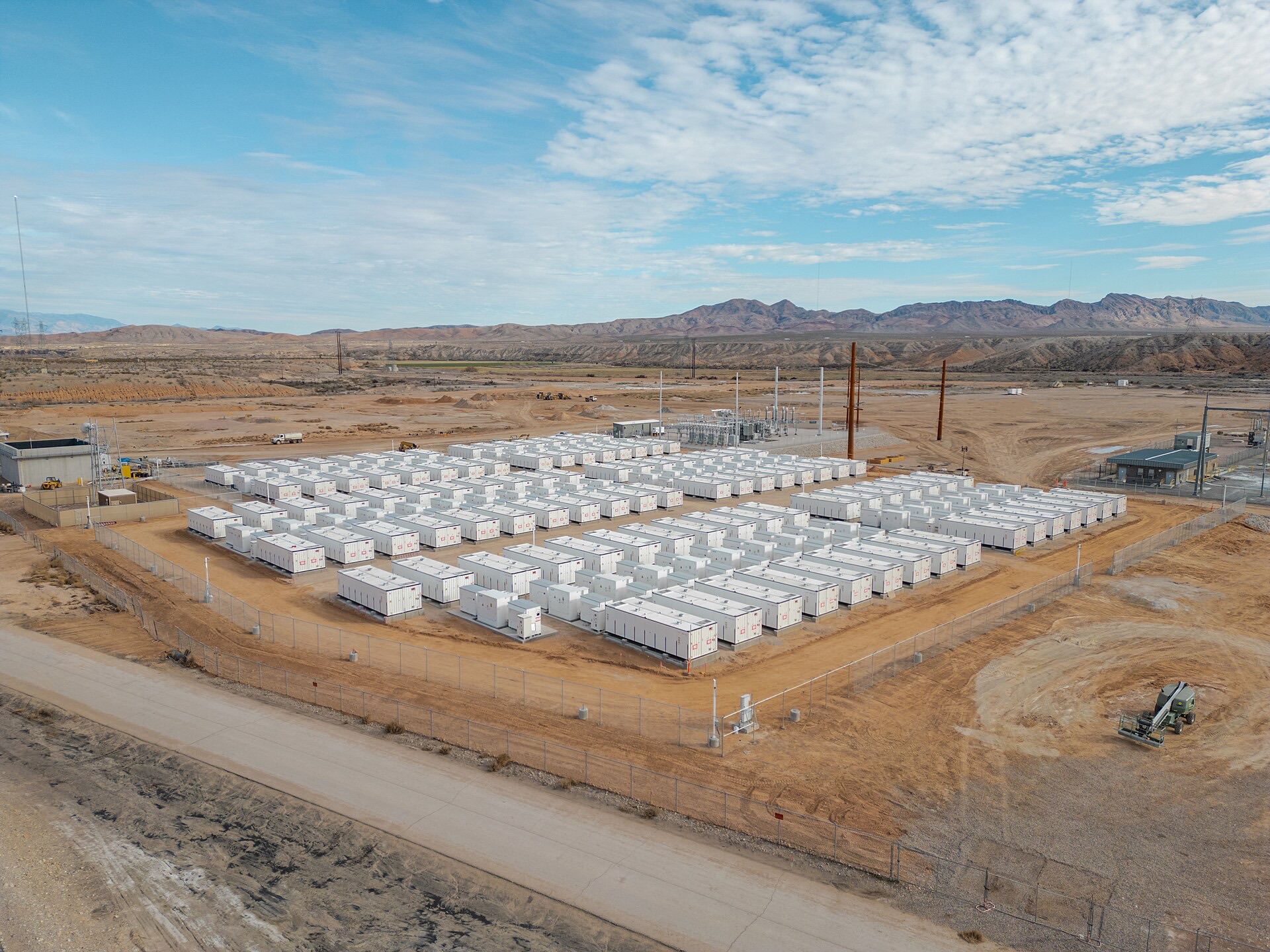 Grid-scale battery storage facility in a desert valley